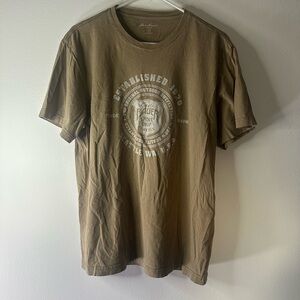 Men's Olive Green Eddie Bauer Graphic Tee Size Medium (Sport Shop)